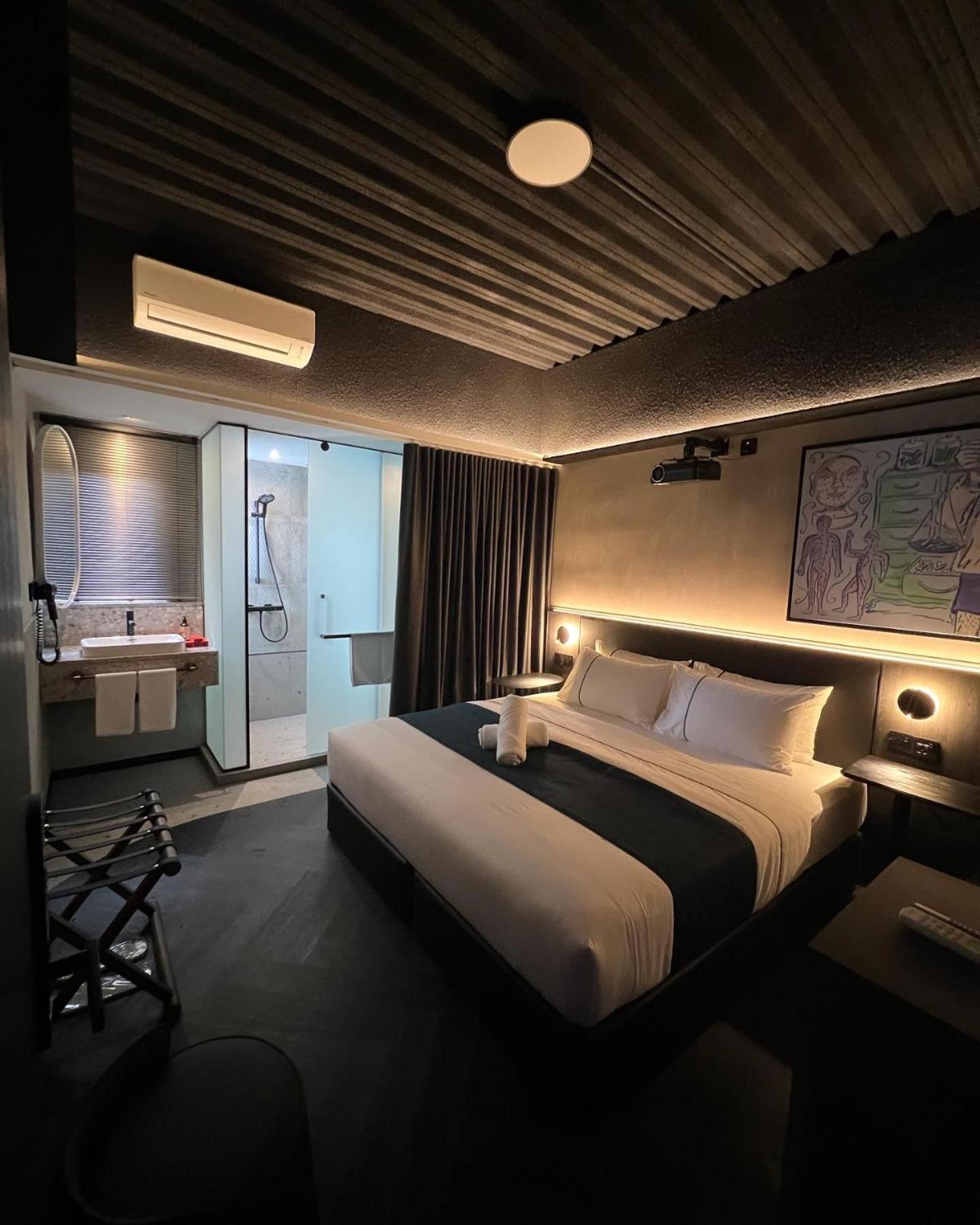 B Hotel Куала Лумпур Екстериор снимка
