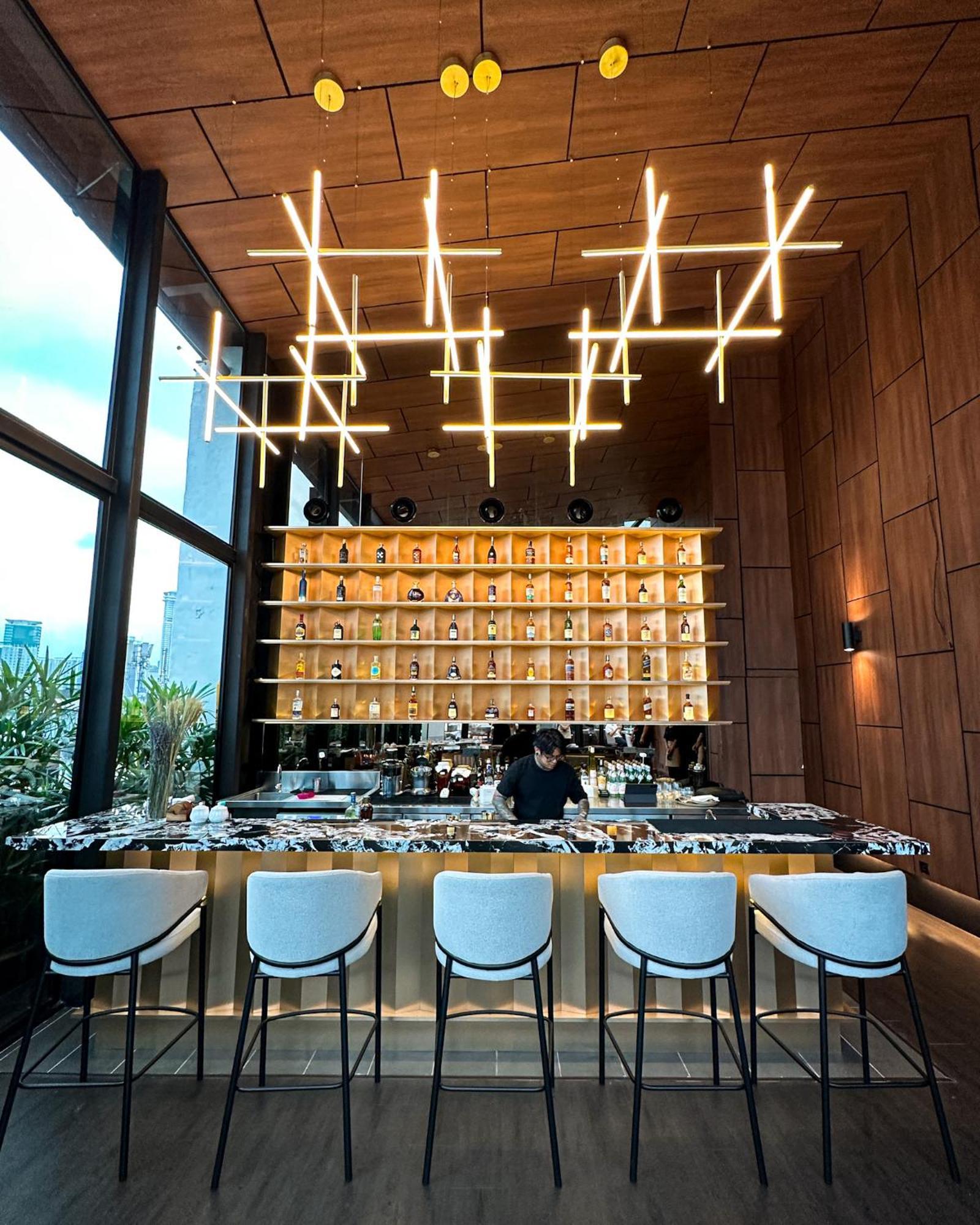 B Hotel Куала Лумпур Екстериор снимка